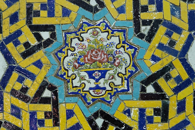 Ispahan-Madrasa de la mère du roi-001